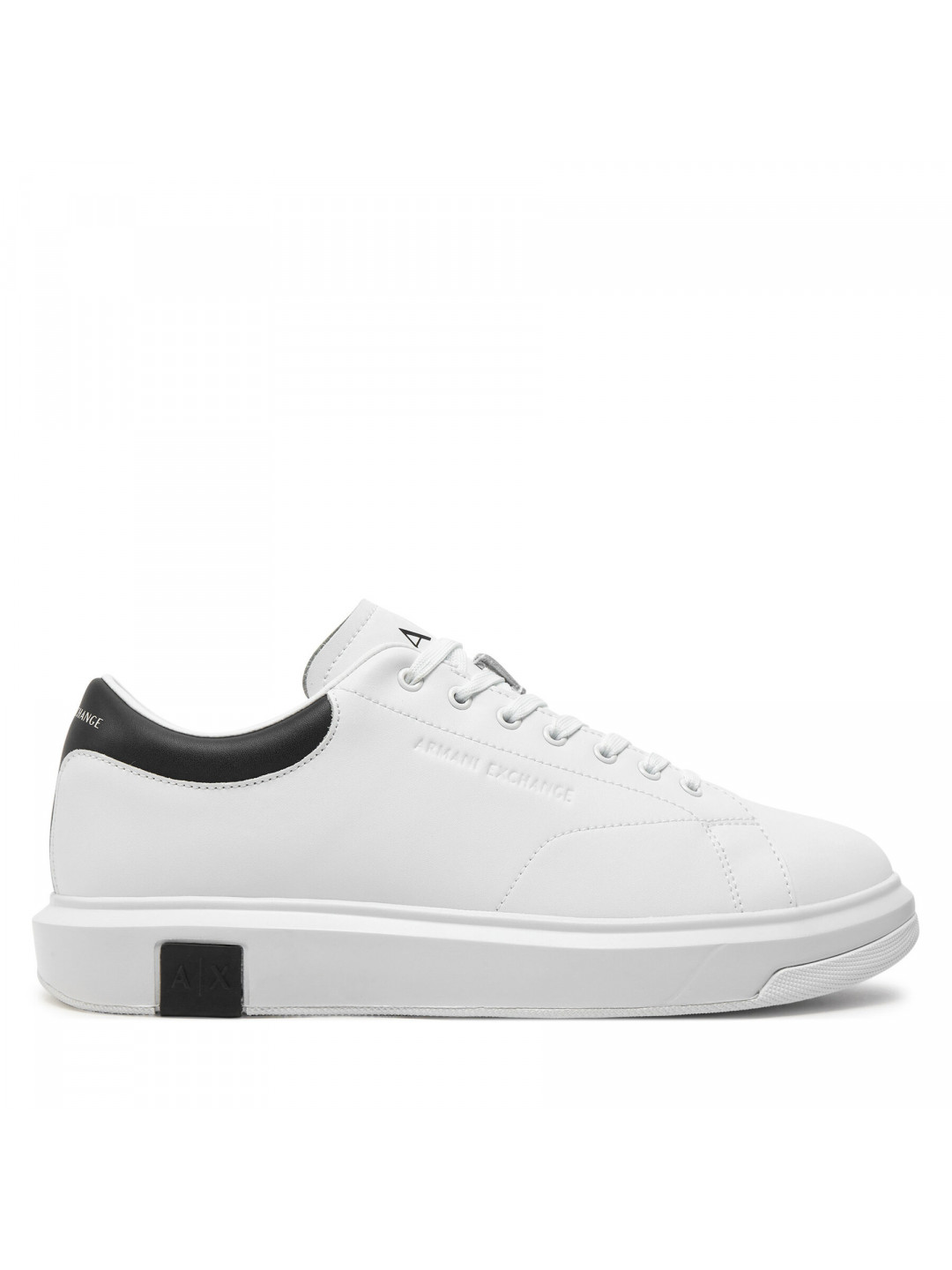 Sneakersy Armani Exchange XUX123 XV534 K488 Bílá